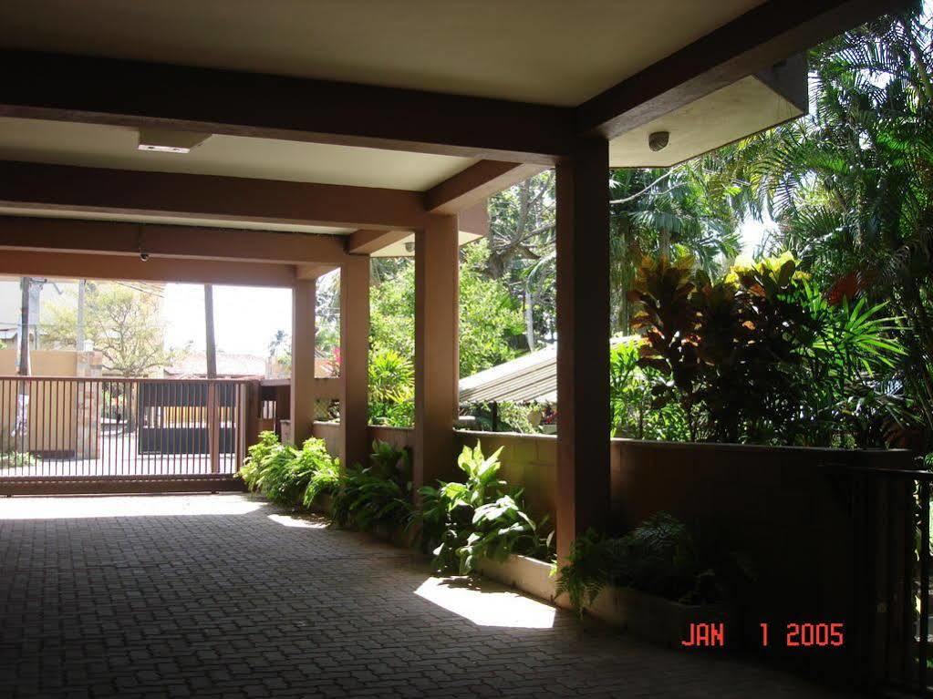 Lodge 19 Negombo Esterno foto